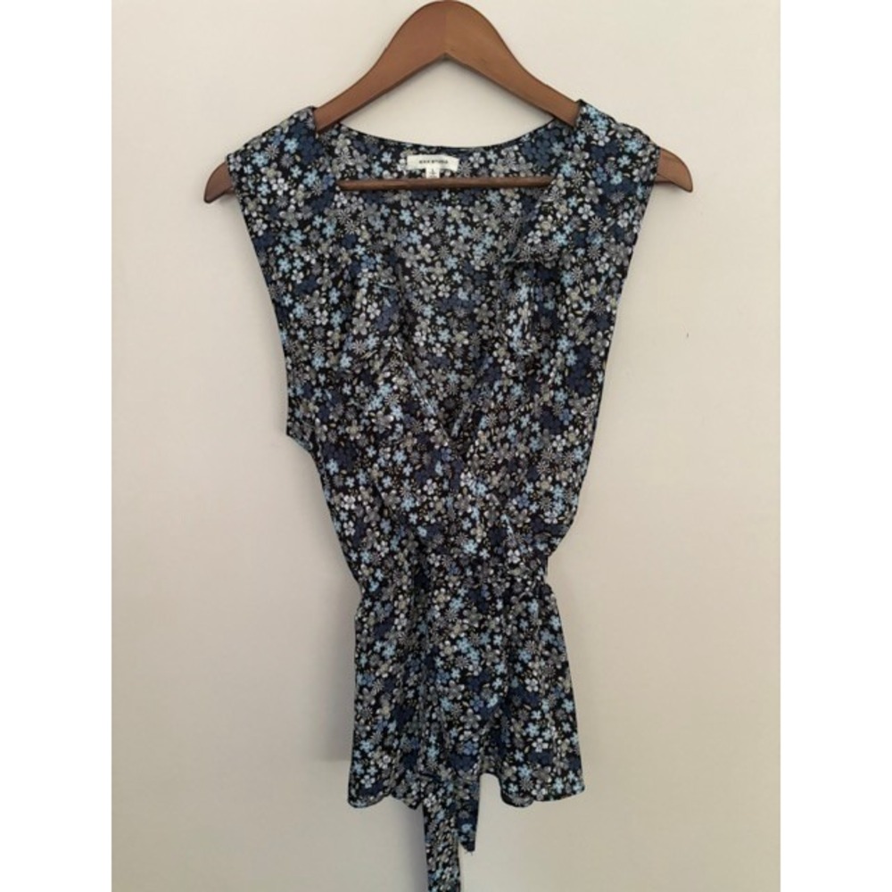 Max Studio Women's Floral Wrap Top Navy Blue Sleeveless Ruffle V-Neck Blouse L